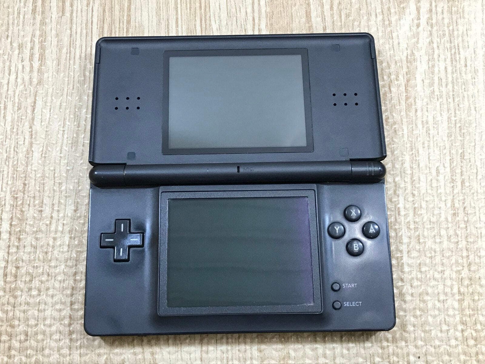 Nintendo DS Lite Jet Black Console Nintendo Japan – With Defects LG9124