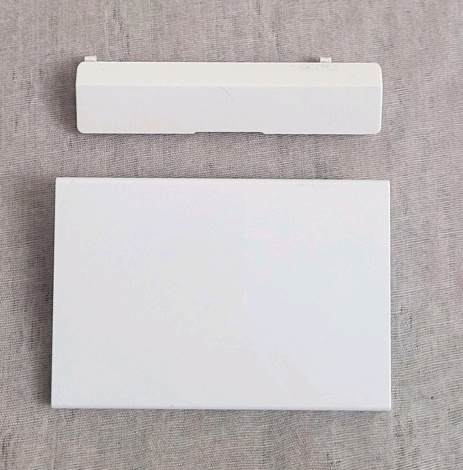Official OEM Nintendo Wii Replacement Gamecube Port & SD Card Slot Cover, White