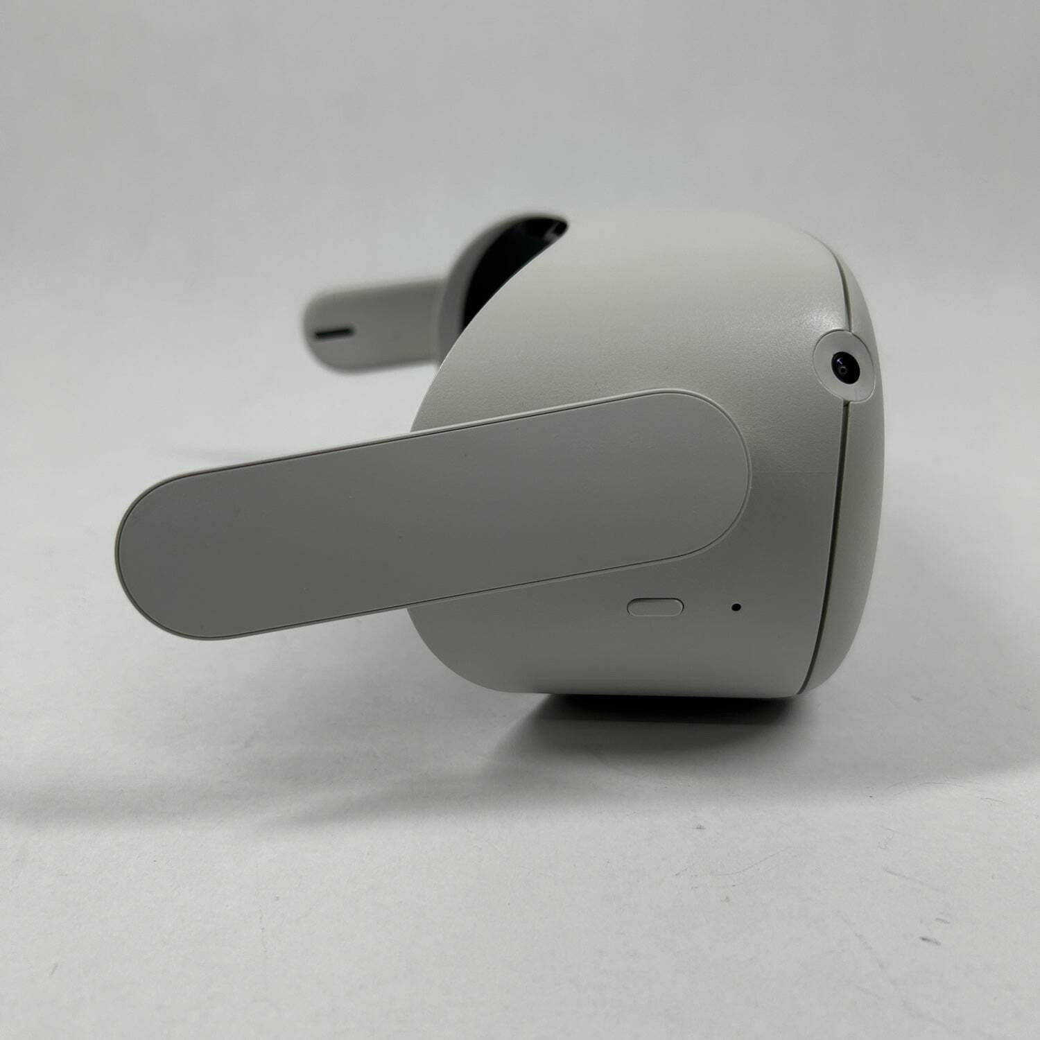 Oculus Quest 2 128GB Standalone All-in-One VR Headset KW49CM No Controllers