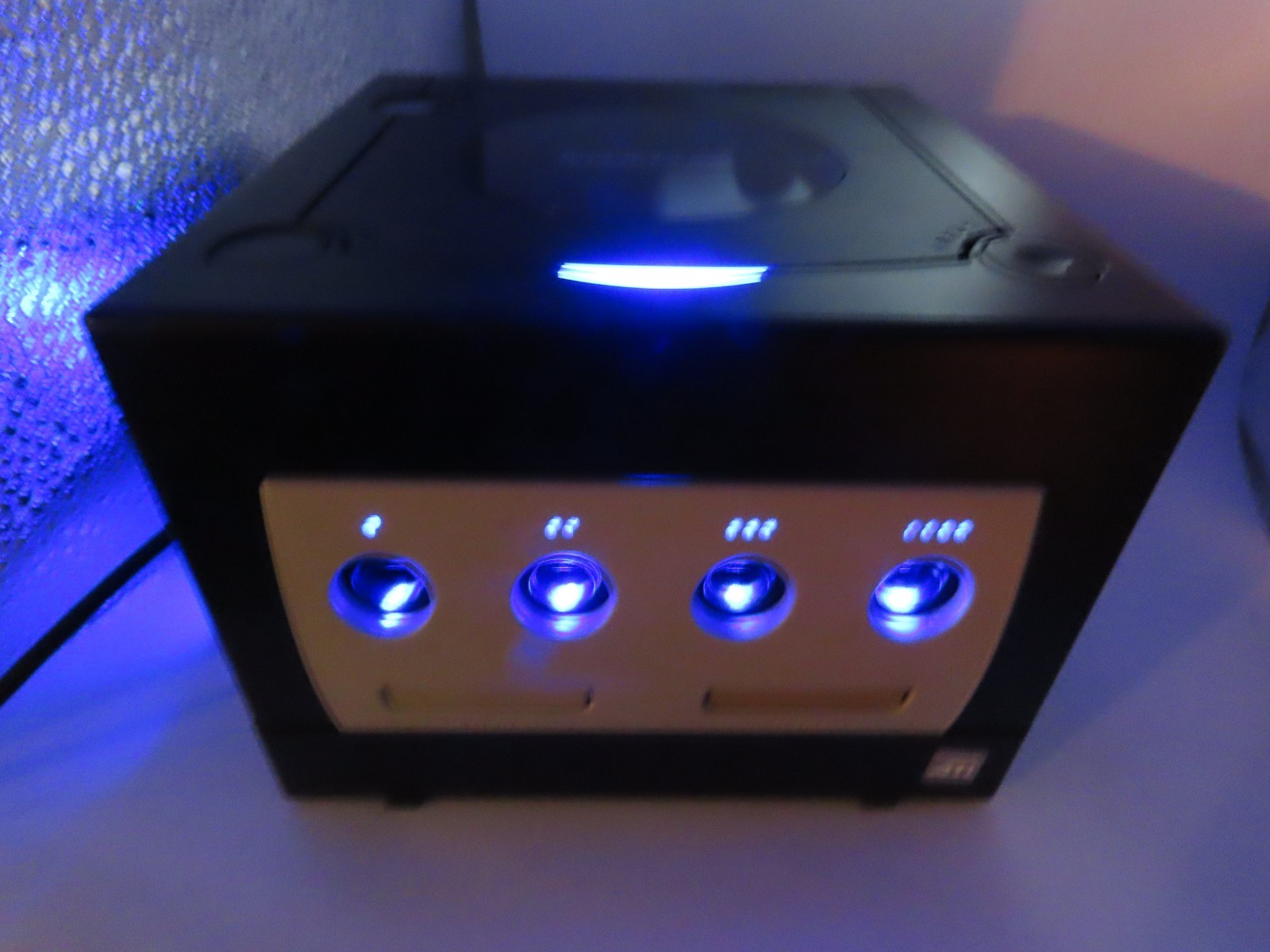 Nintendo GameCube BLUE LED Light Mod Modification Kit – Fan, main LED and ports
