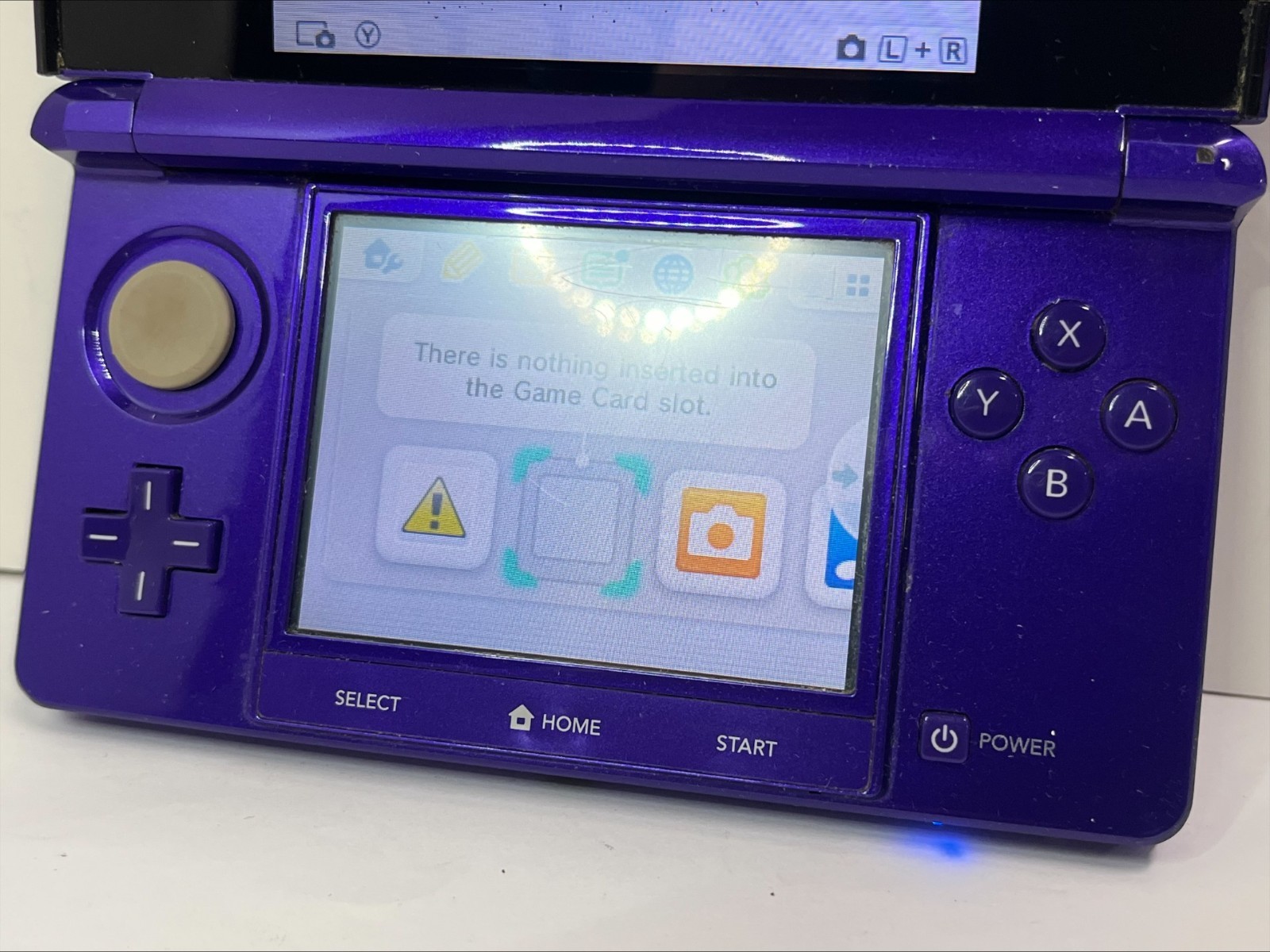 FOR PARTS! Nintendo 3DS – Purple – Various issues! Please read! (B387)