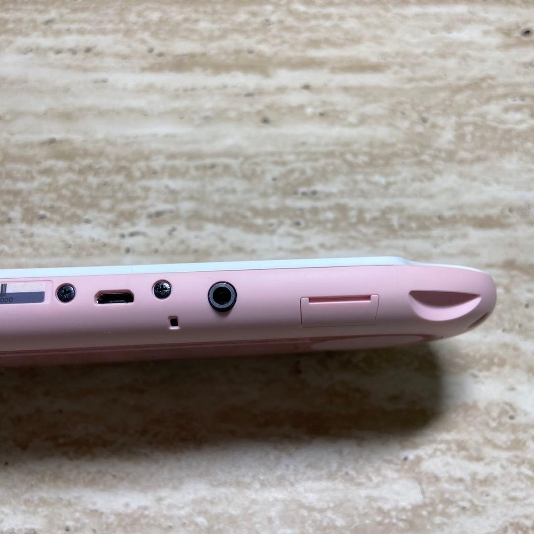 Sony PlayStation Vita PCH-2000 Light Pink White Console Japan