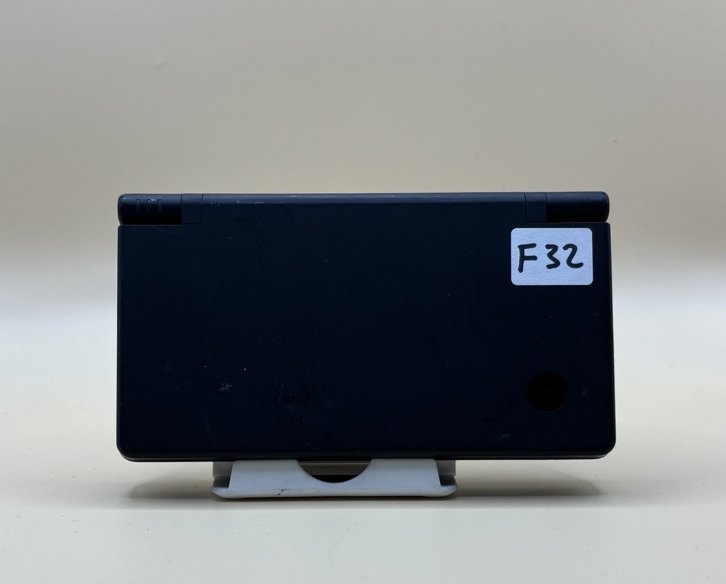 Nintendo DSi – Black (F32) READ DESCRIPTION