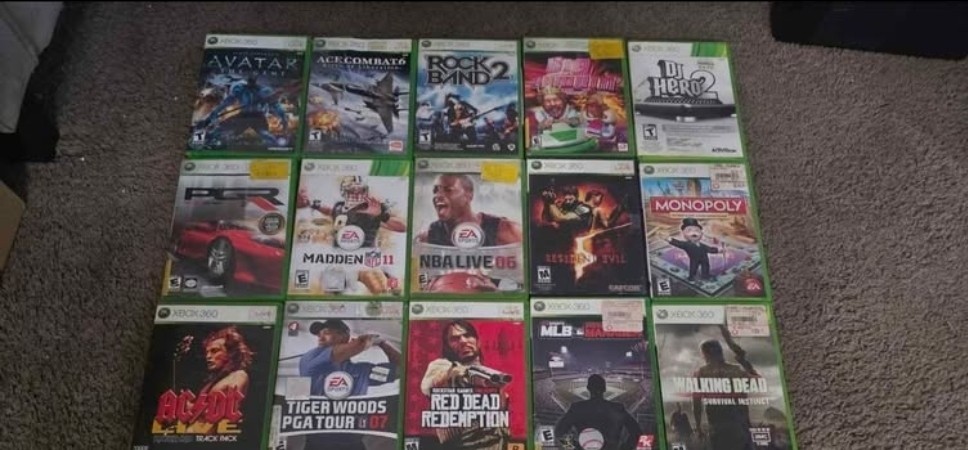 Xbox 360 Slim 4gb With 15 Games