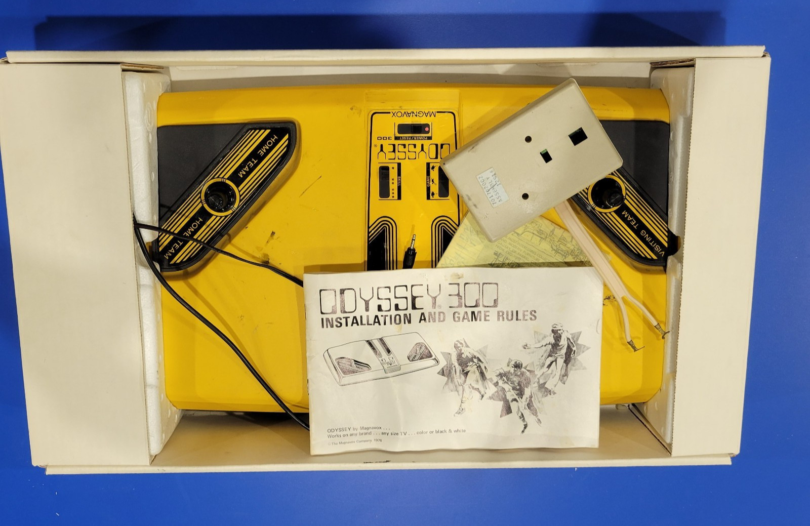 Vintage 1976 Odyssey 300 Home Video Game System (Magnavox) UNTESTED IN BOX