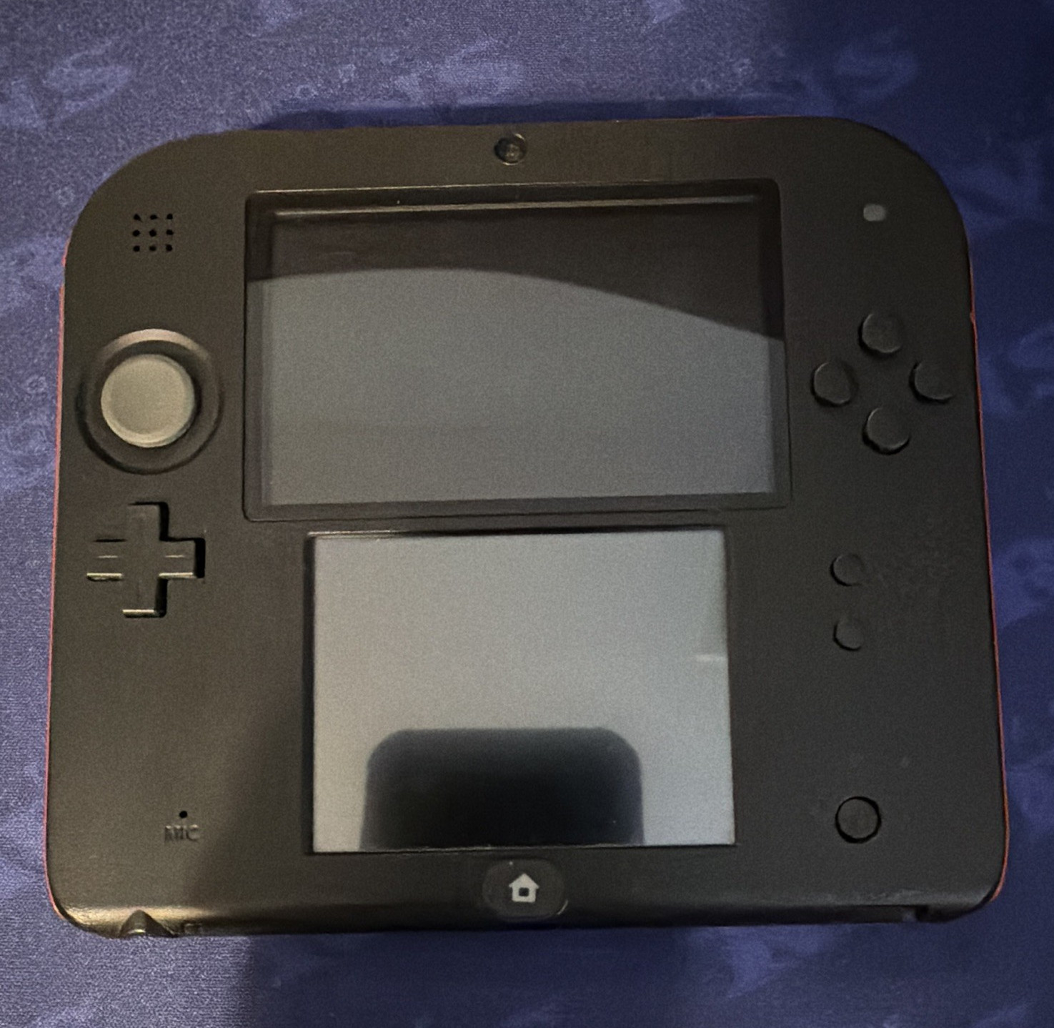 Nintendo 2DS Handheld System Console Black/Red FTR-001 Nintendo 2DS Platform
