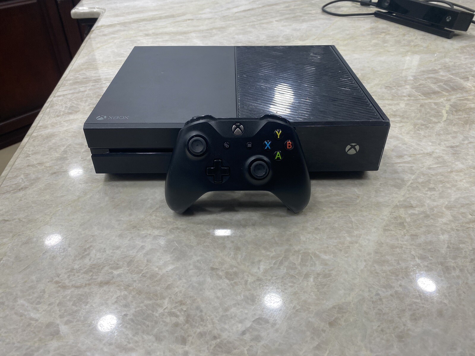 Microsoft 5C6-00056 Xbox One 1TB Console With Kinect – Black