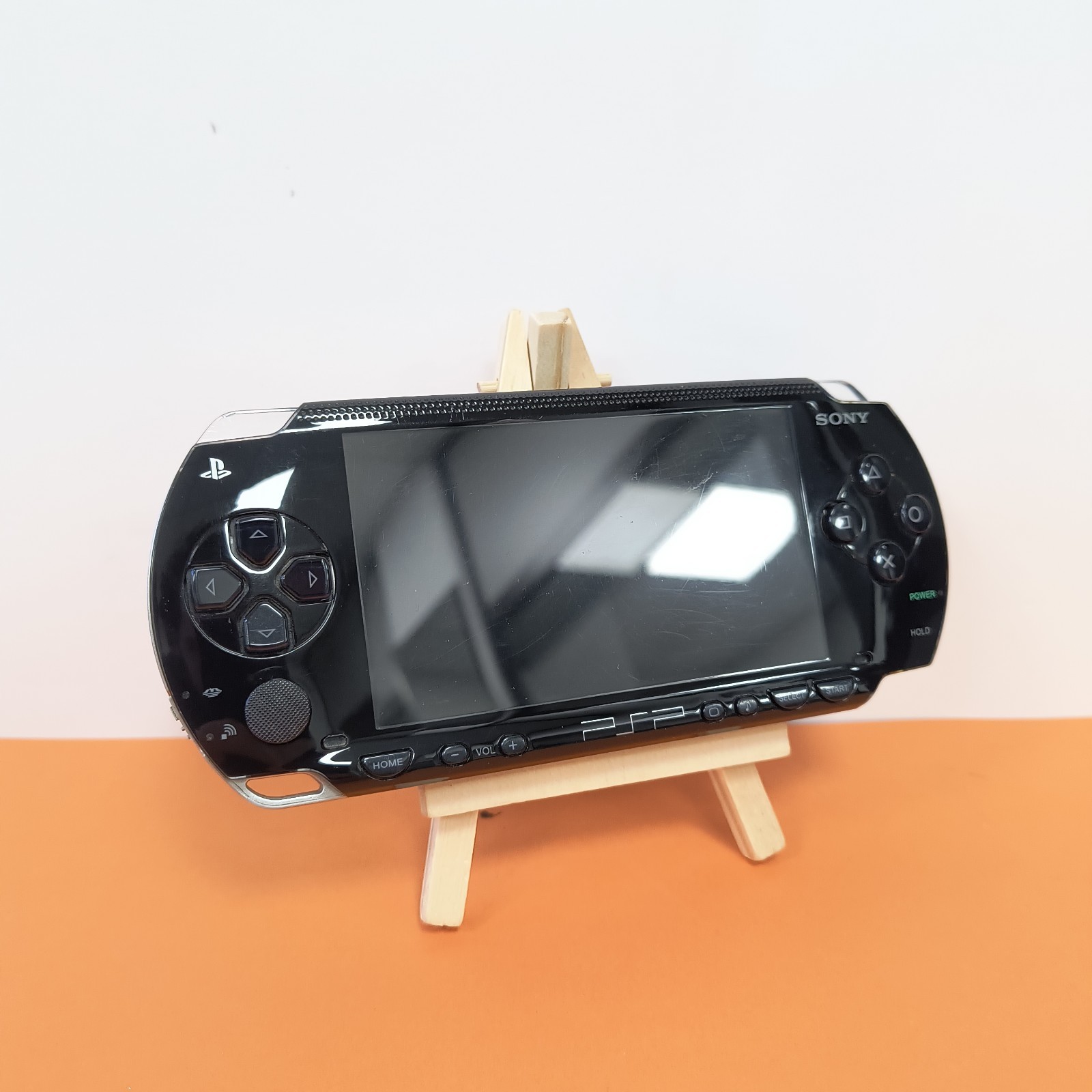 Sony PlayStation PSP 1004 Black Console FULL BOX + 2GB SD + TONY HAWKS UMD