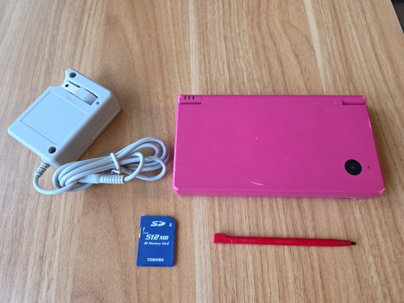Nintendo DSi Console (Japan Menu, Plays USA Game), SHIPPED FROM USA, Tested