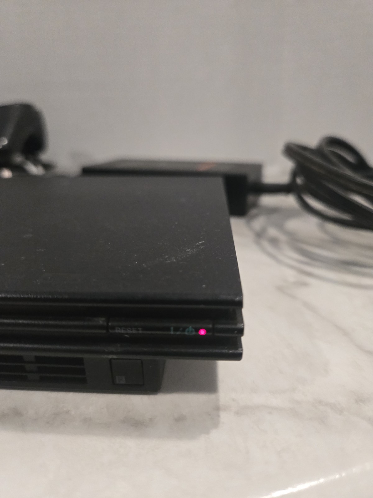 Sony PlayStation 2 Slim Black SCPH-70012 Bundle-2 Controllers & 4 Memory Cards