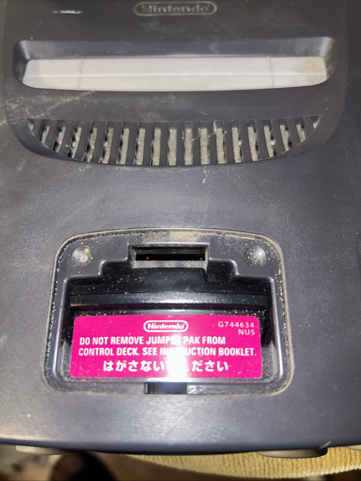 Nintendo 64 System 32MB Home Console – Charcoal Gray