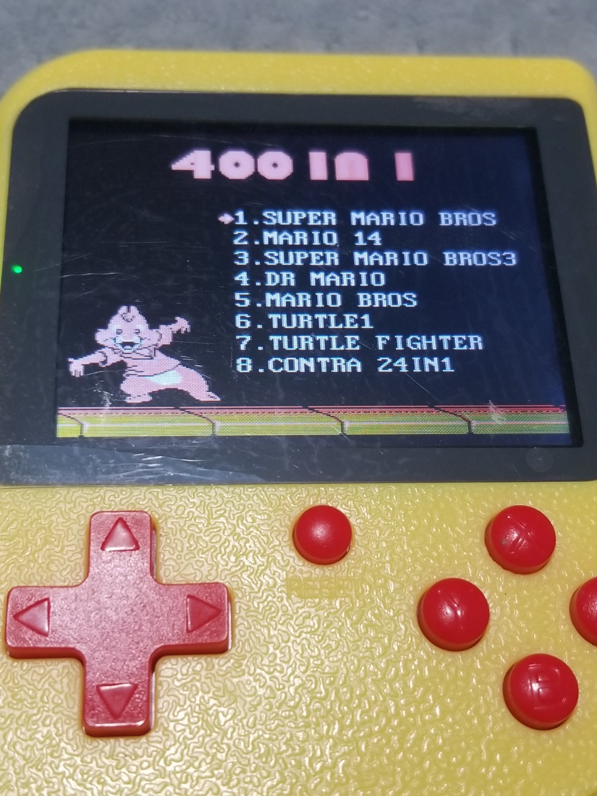 Retro Handheld Game Console 400 In 1 Classic Games 3.0″ Screen Portable Yellow.