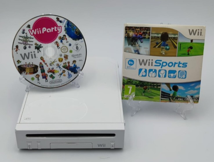 Nintendo Wii Gamecube + Wii Sports + Wii Party + MOTION Controller – Bundle