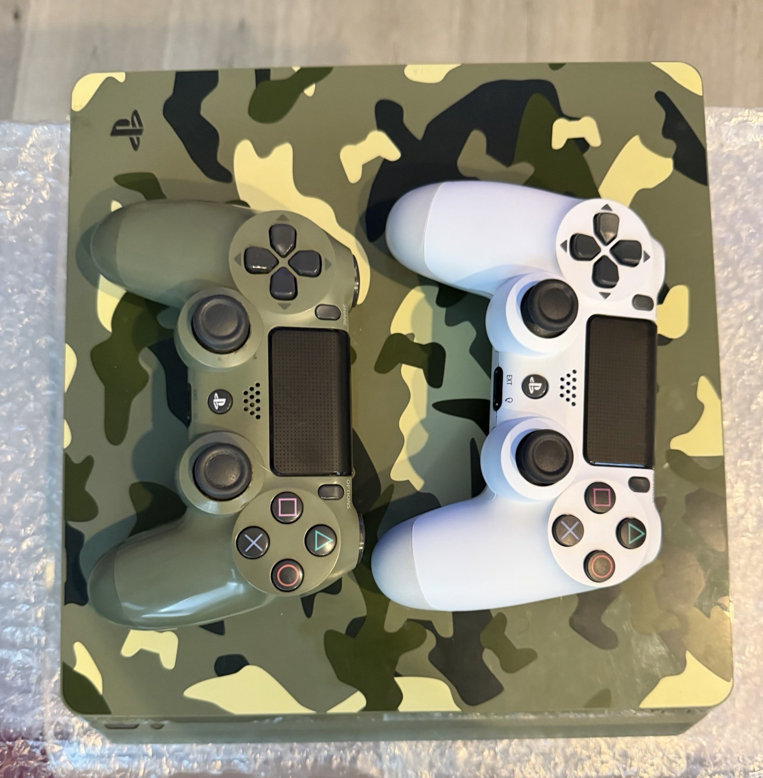 Sony PlayStation 4 PS4 Slim 1TB COD WW2 Camo Console w/Cables + Tested & Working
