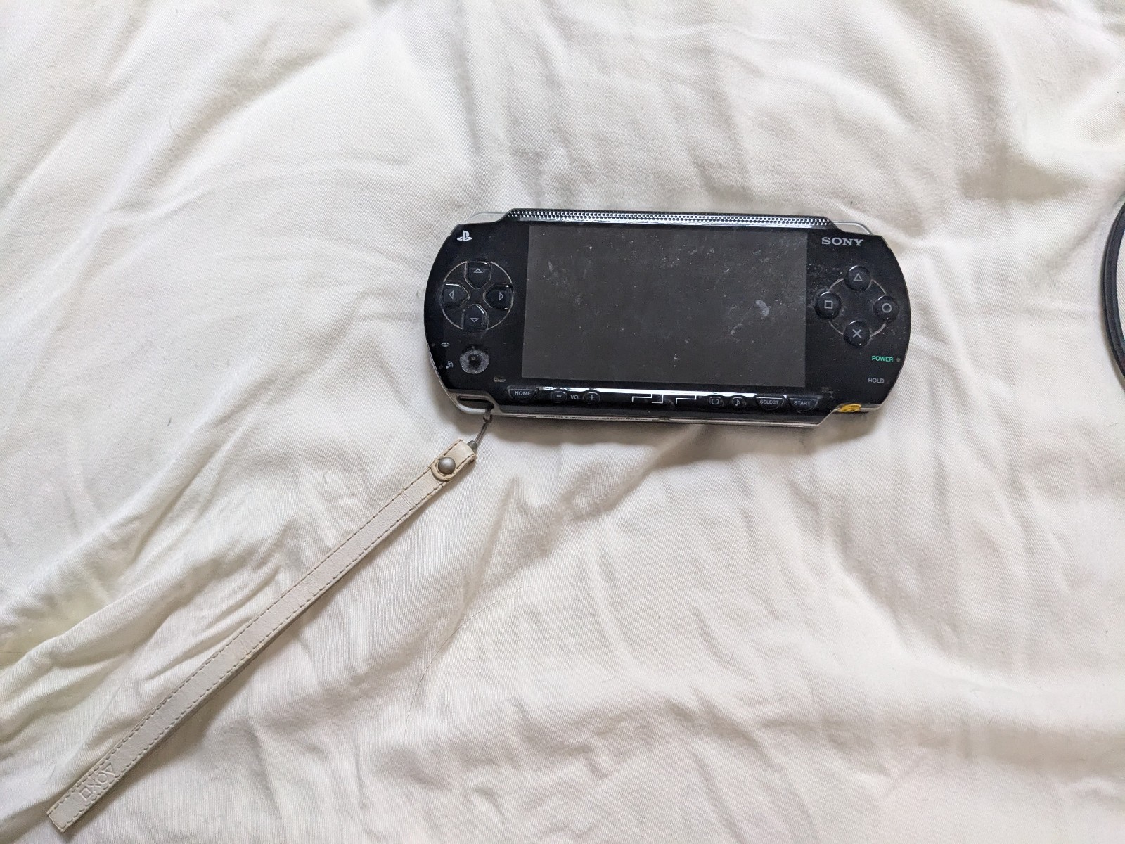 Sony PSP Go PSP-1001 PlayStation Portable – Black