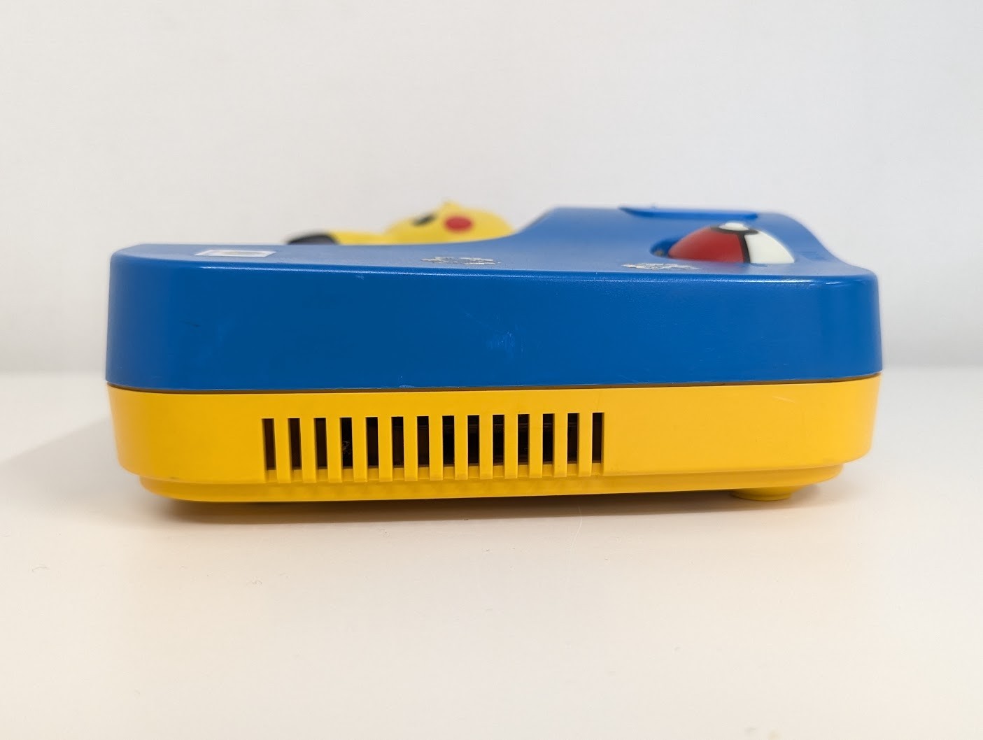 Z597 Nintendo 64 Pokemon Pikachu console controller Blue x Yellow Limited N64