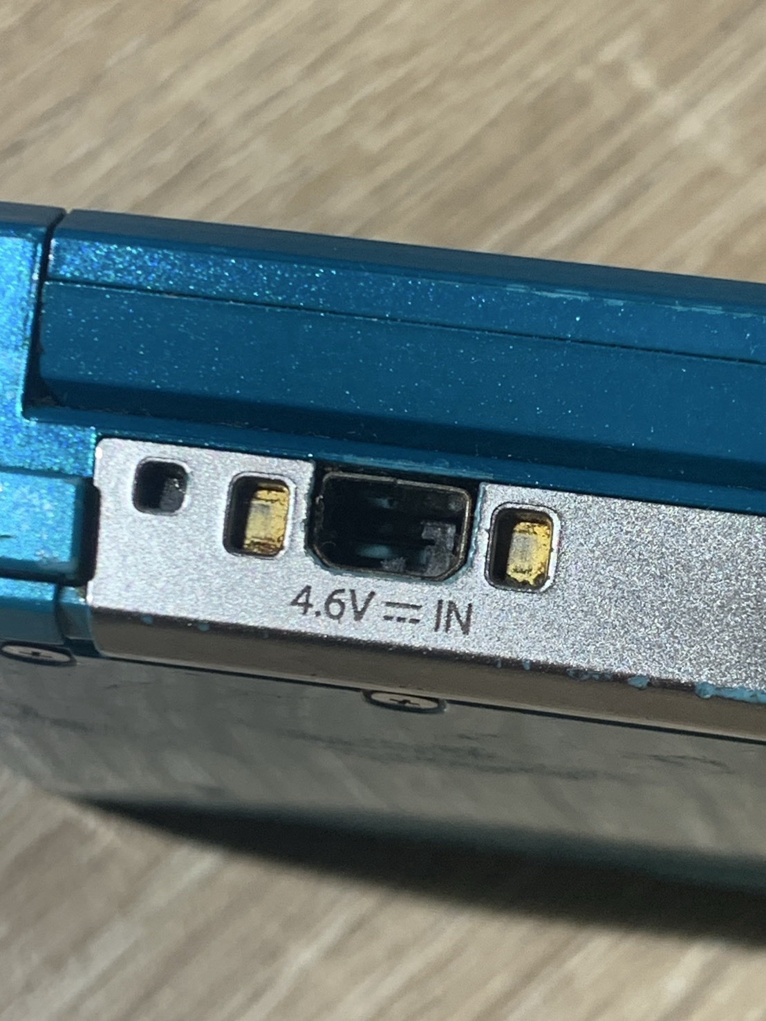 2360 Nintendo 3DS Aqua Blue For Parts