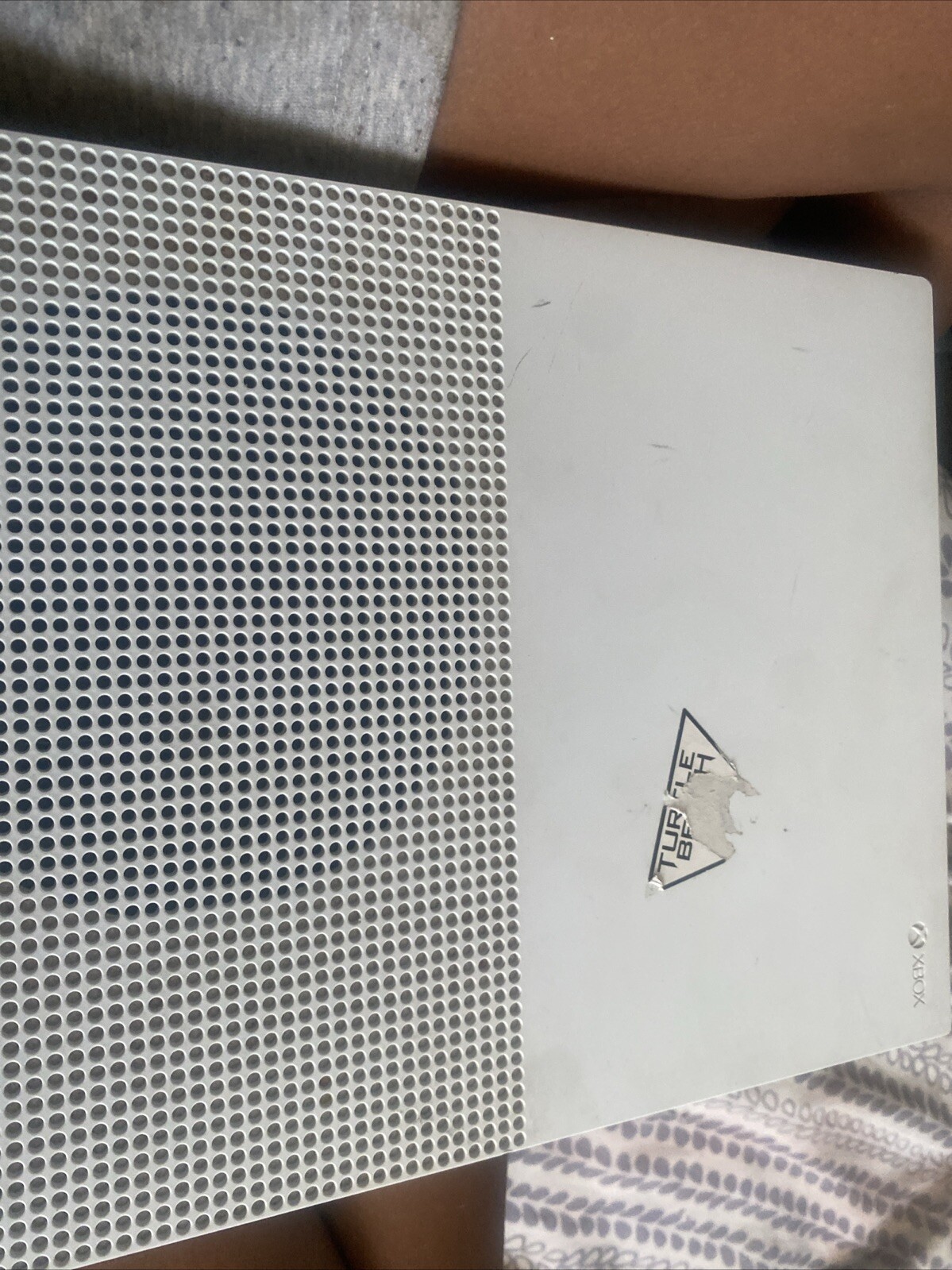 Microsoft Xbox One S 500GB – White Has Small Chipper Edges On The Bottom