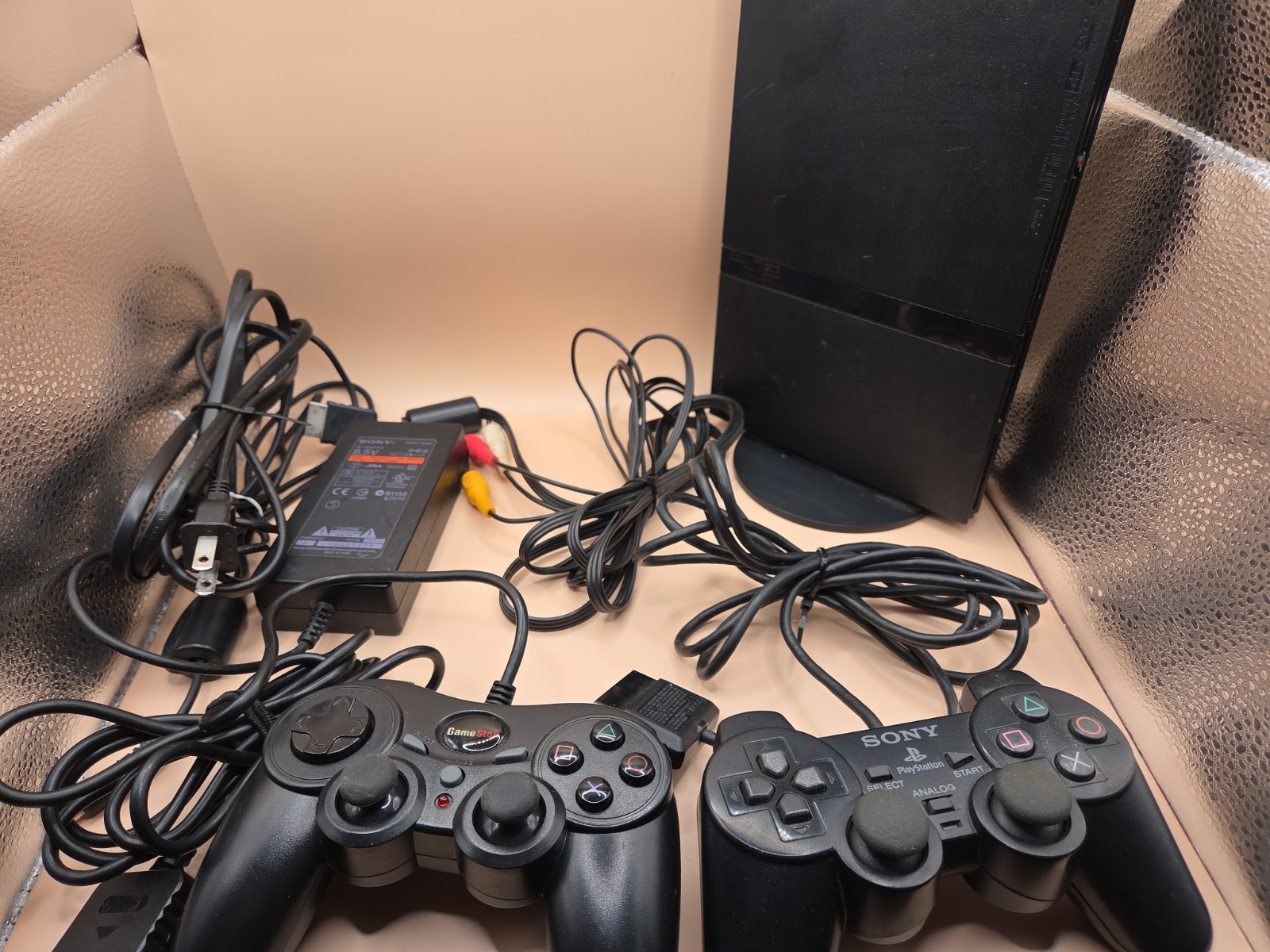 Sony PlayStation 2 Slim SCPH-70012 Black Console & 2 Controllers WORKS