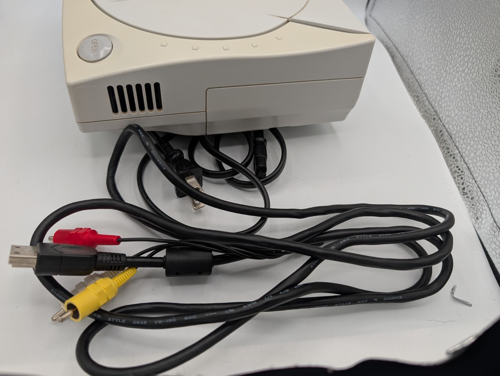 Sega Dreamcast HKT 3020 Console Controller And Cables Tested