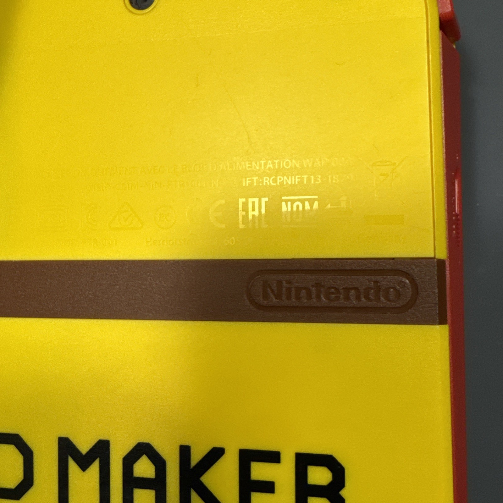 Nintendo 2DS Super Mario Maker Ed. Console (FTR-001) Tested + OEM Charger Stylus