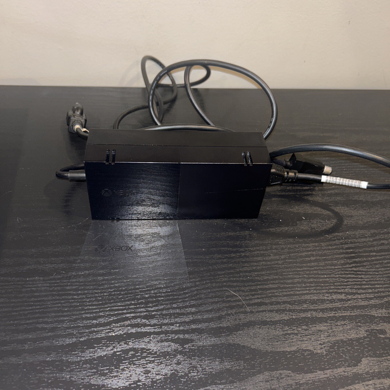 Xbox One 500gb With Kinect/No Controller/ No HDMI