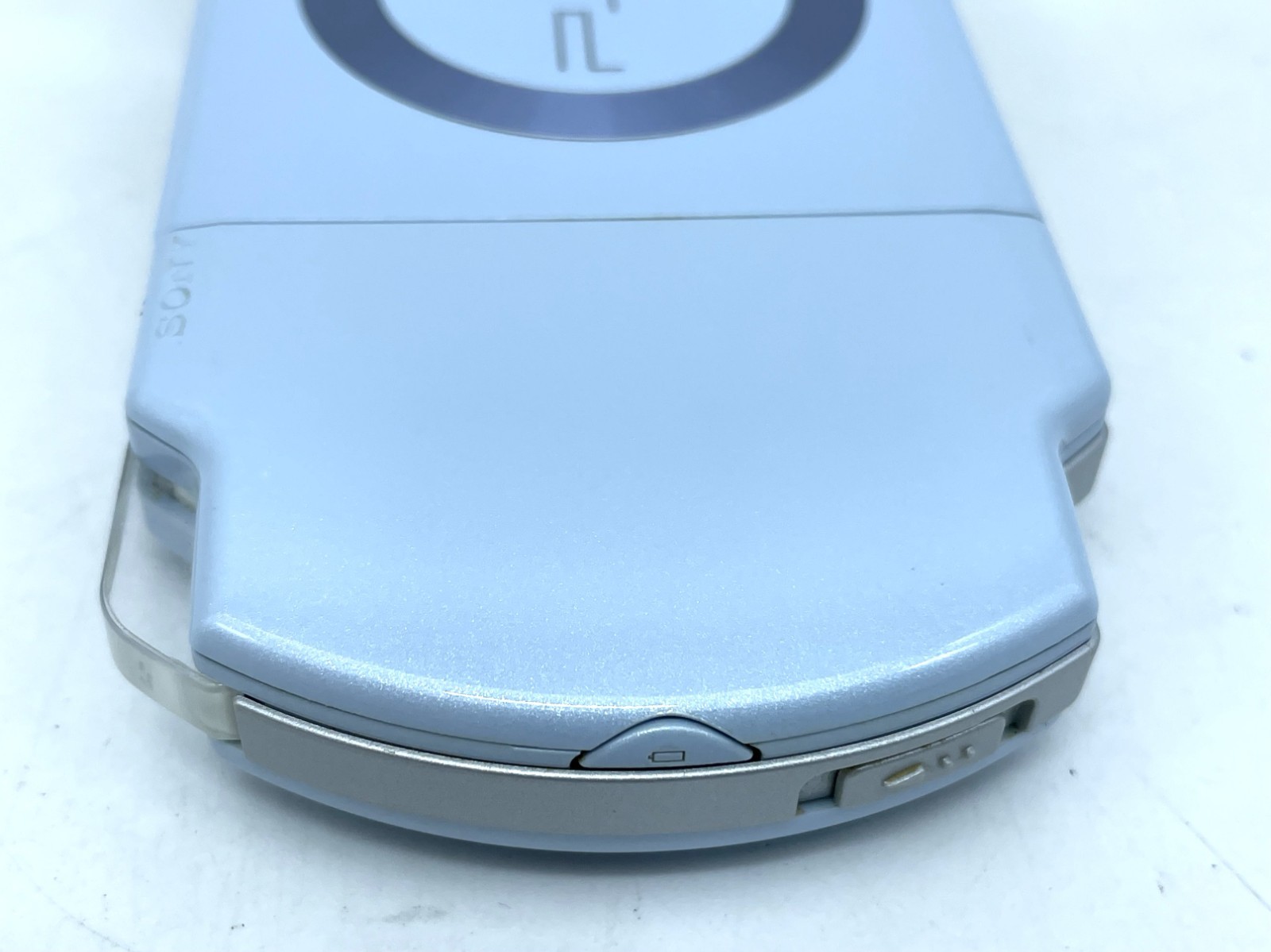 Near MINT SONY PSP-2000 Console Felicia Blue Charger & New Battery & Soft Case