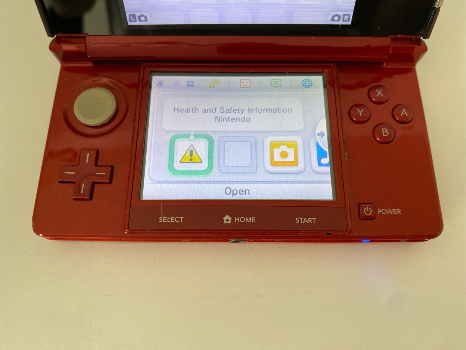 Nintendo 3DS Handheld System Flame Red Working Great Condition North American