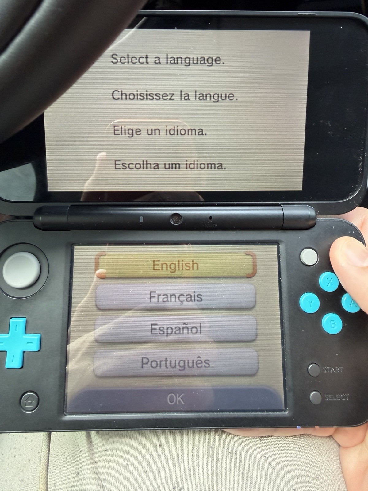 Nintendo New 2DS XL Turquoise Black Console For Parts & Repair DOESNT WORK! READ
