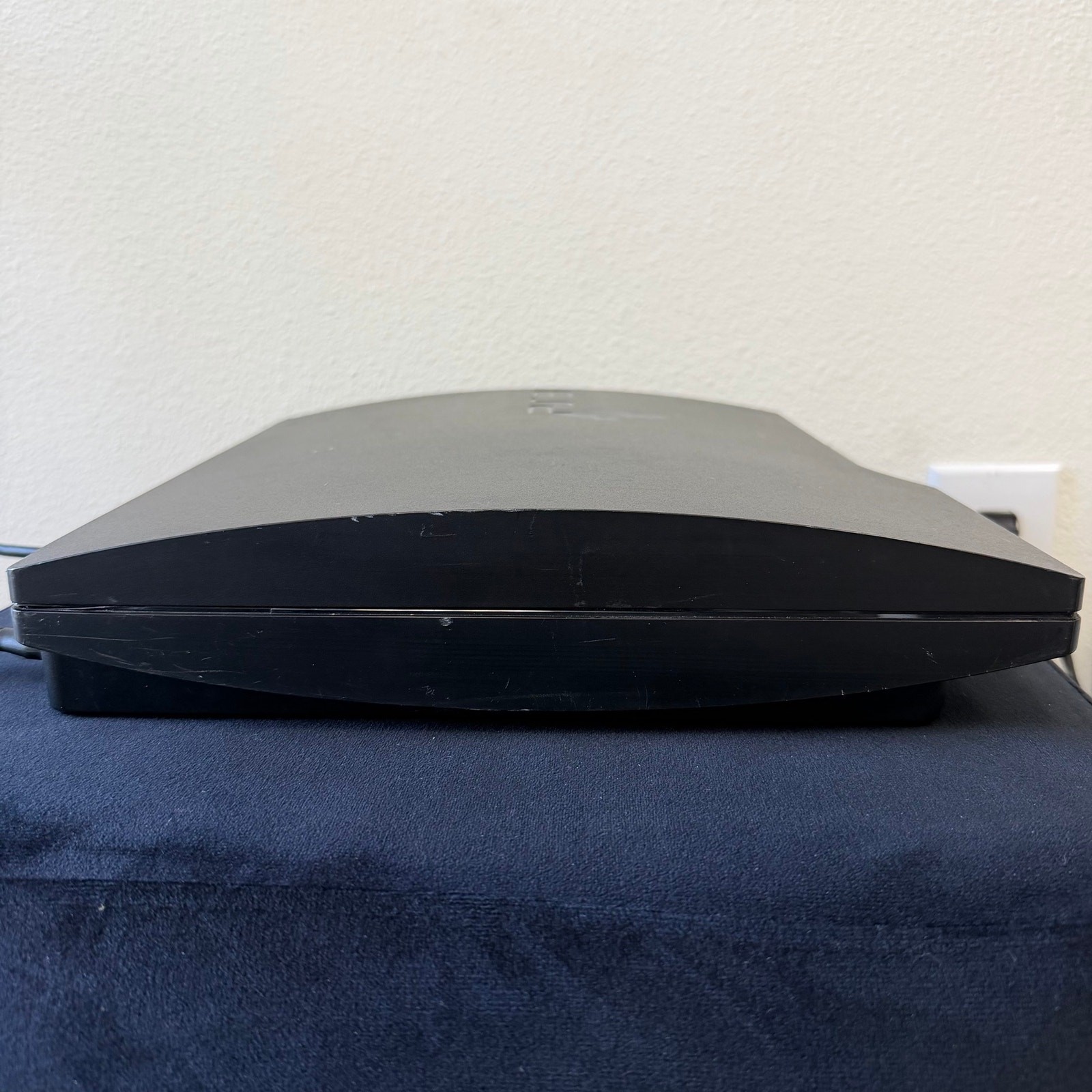 Sony PlayStation 3 PS3 Slim 168 GB Console Only NO CORDS (CECH-3001A) READ