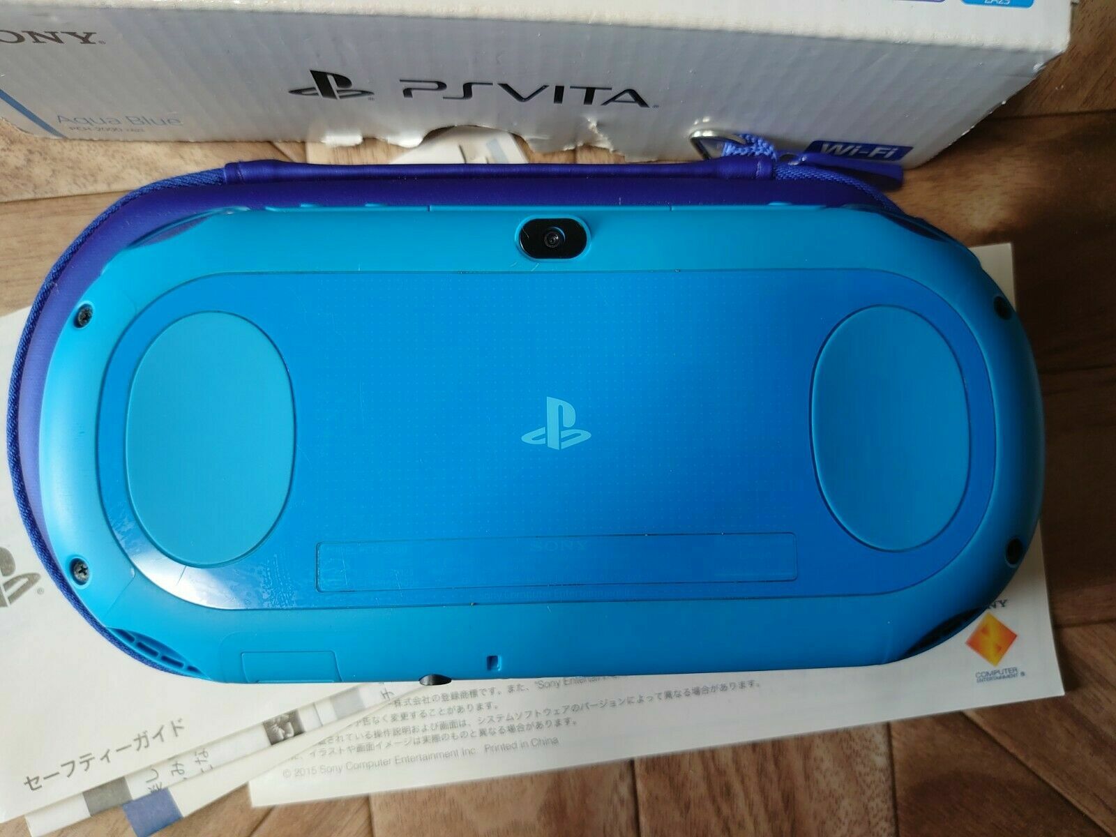 PCH-2000 ZA23 AQUA BLUE JAPANESE SONY VITA SLIM WITH POUCH ,USB, BOX