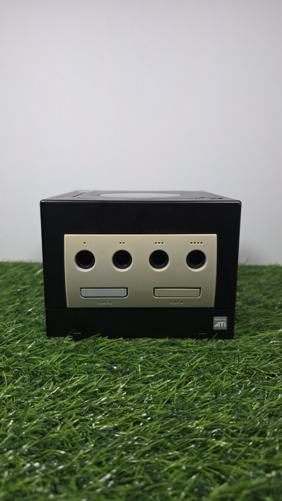 Nintendo GameCube DOL-001(USA) NTSC-U/C Black Console w/ Controller Cables