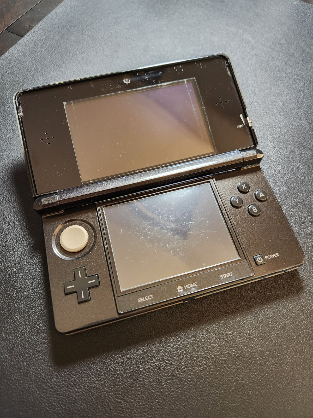Nintendo 3DS (Original) Used | 4 Games + Charger | Cosmo Black | CTR-001 (USA)
