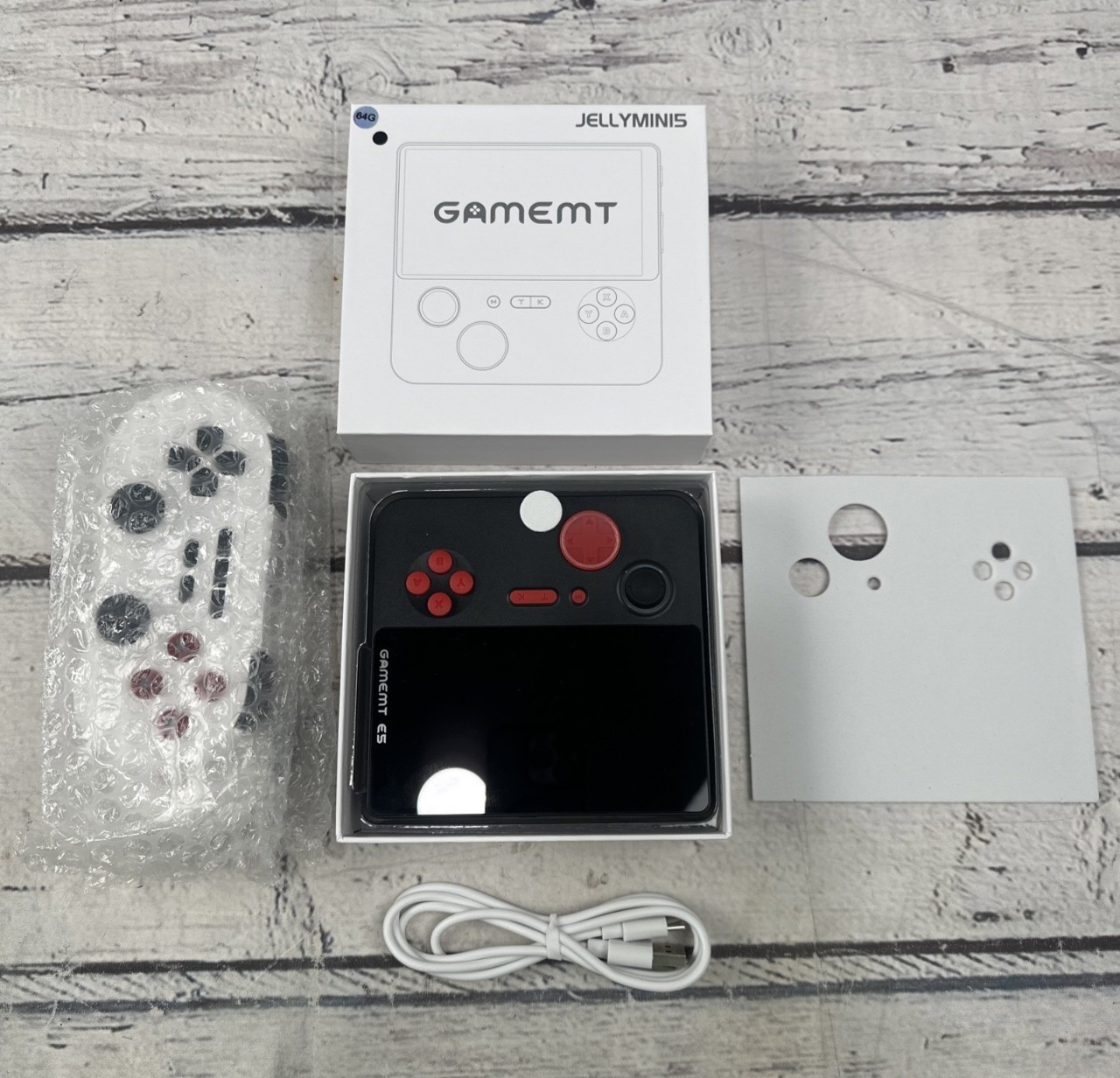 GameMT E5 Black 64Gb Memory IPS Screen Handheld Game Console Portable Gaming
