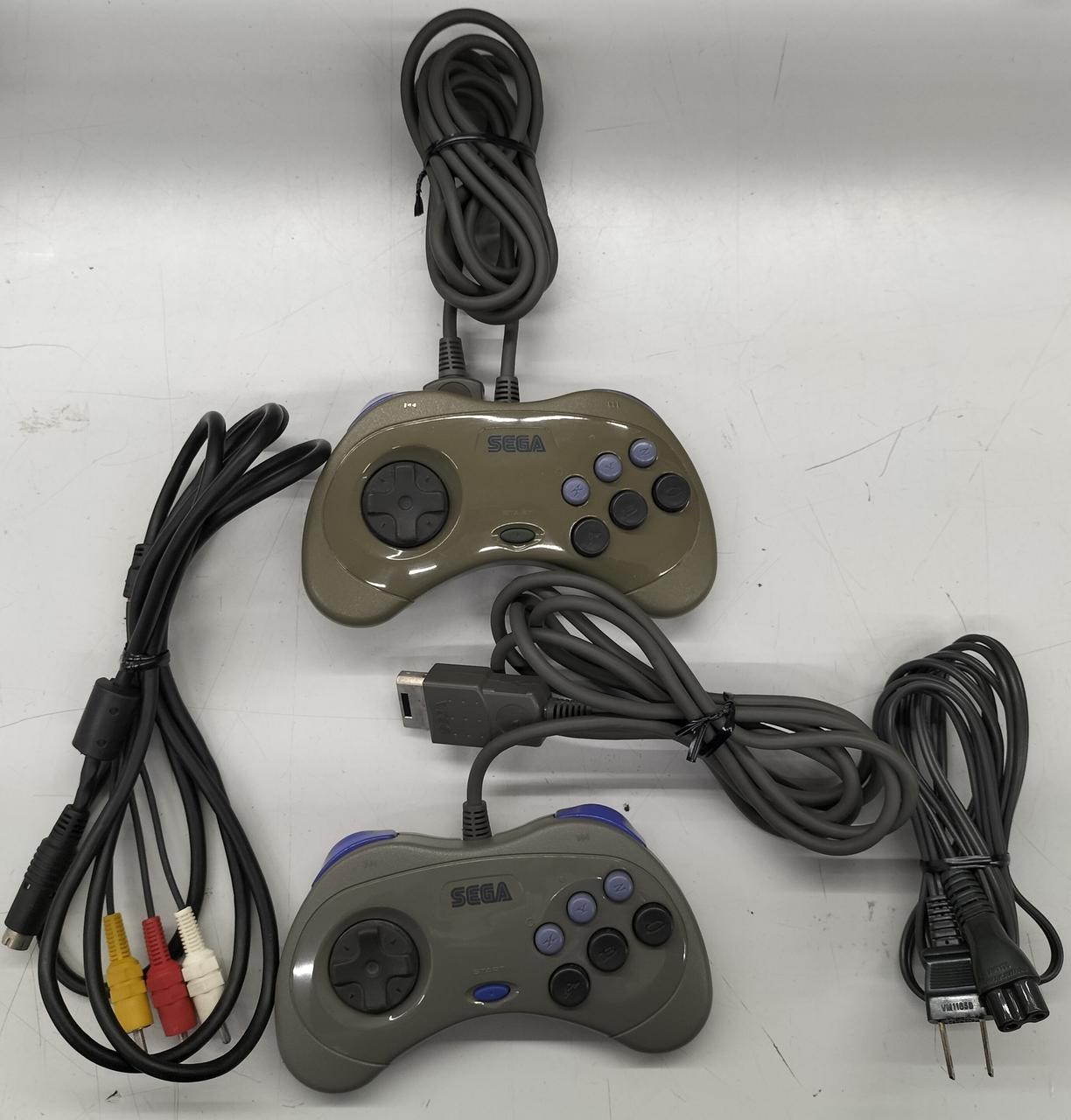 Sega Saturn Model HST 3200 SEGA