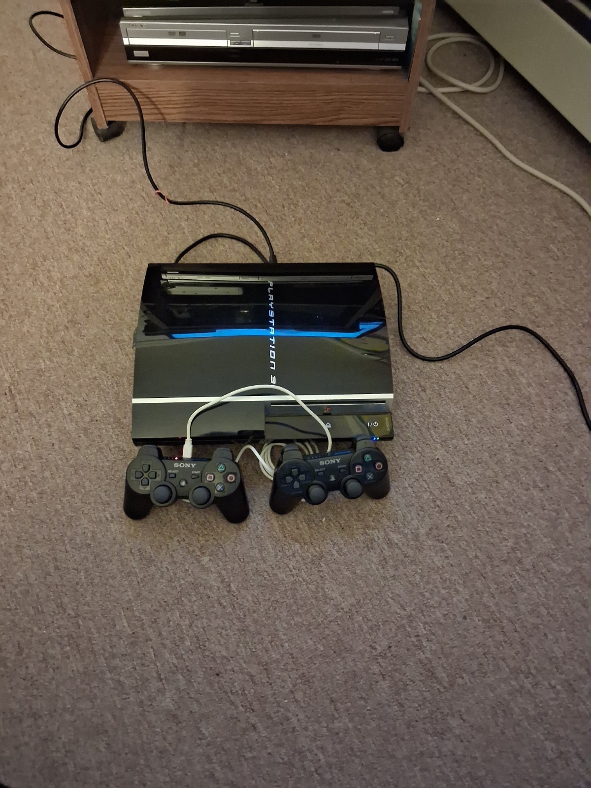 Sony PlayStation 3 PS3 Fat CECHP01 PS3 160GB Console & Controller W/ Power Cords