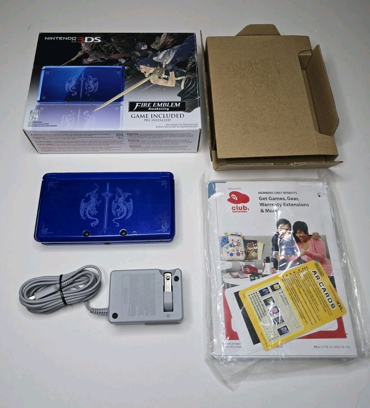 Nintendo 3DS Fire Emblem: Awakening Limited Edition Blue Handheld System – CIB