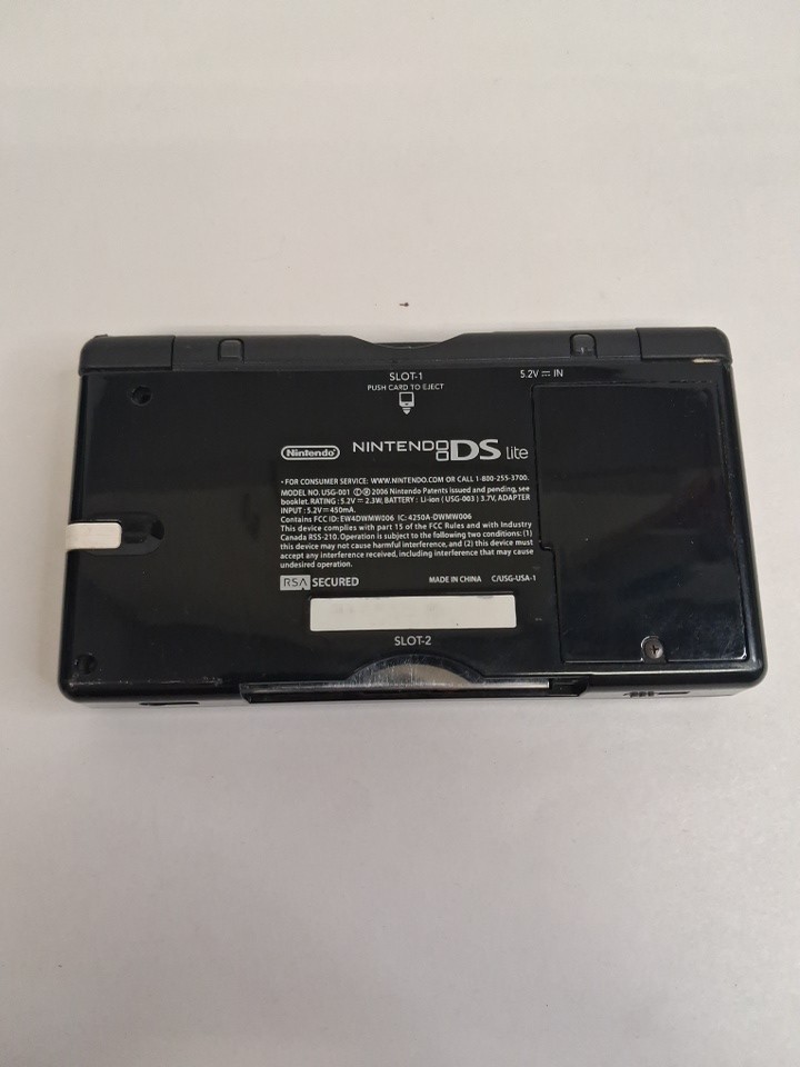 Nintendo DS LITE Game Lot