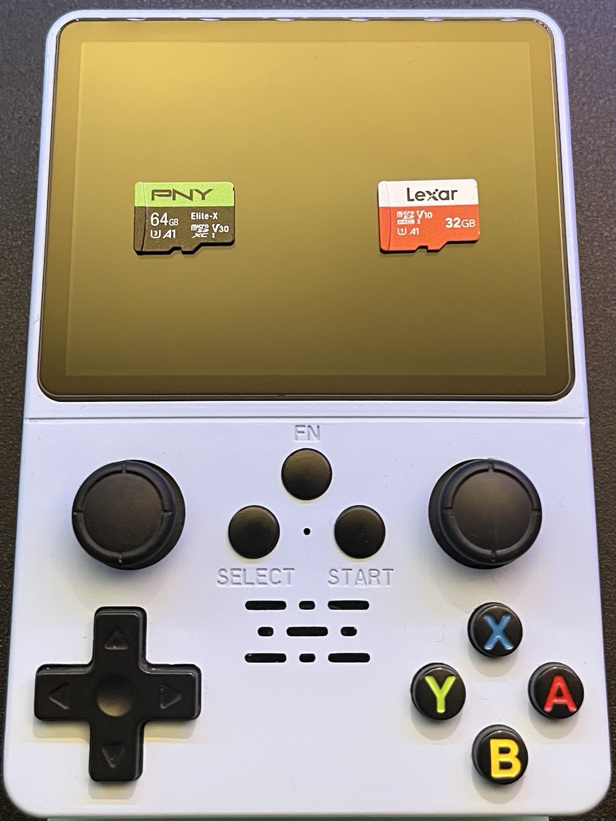 Handheld Gaming Lot: MiyooMini+, R35S, DS, 3DS, Riot, COD