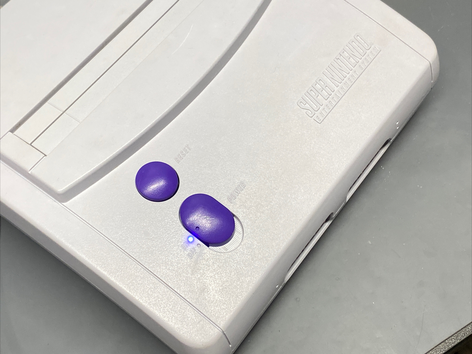 Ultimate SNES RGB Super Nintendo Console Mini Jr. 1 Chip Region Region LED