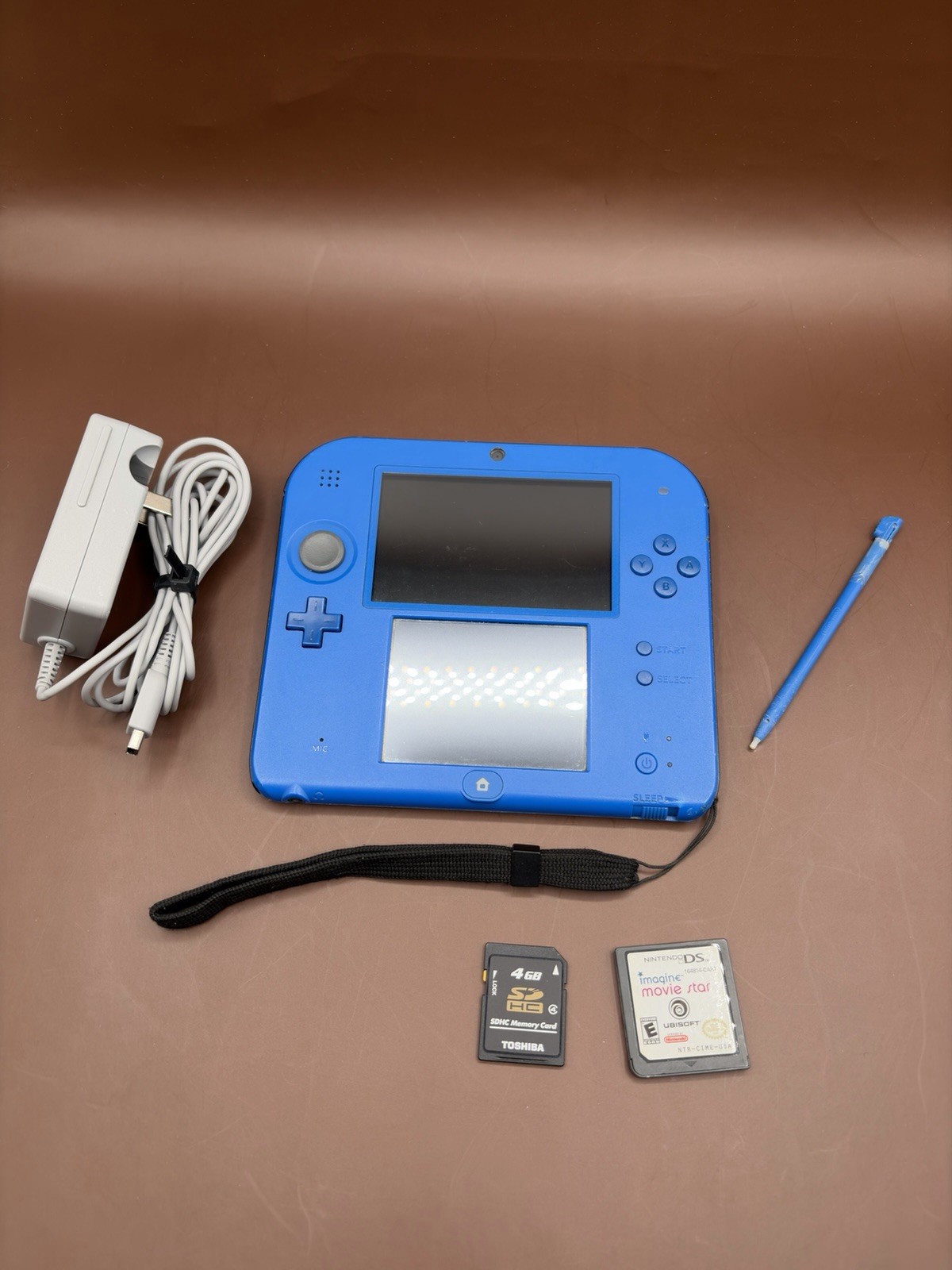Electric Blue Nintendo 2DS Console FTR-001 + 4Gb Card + Charger + Game *Tested*