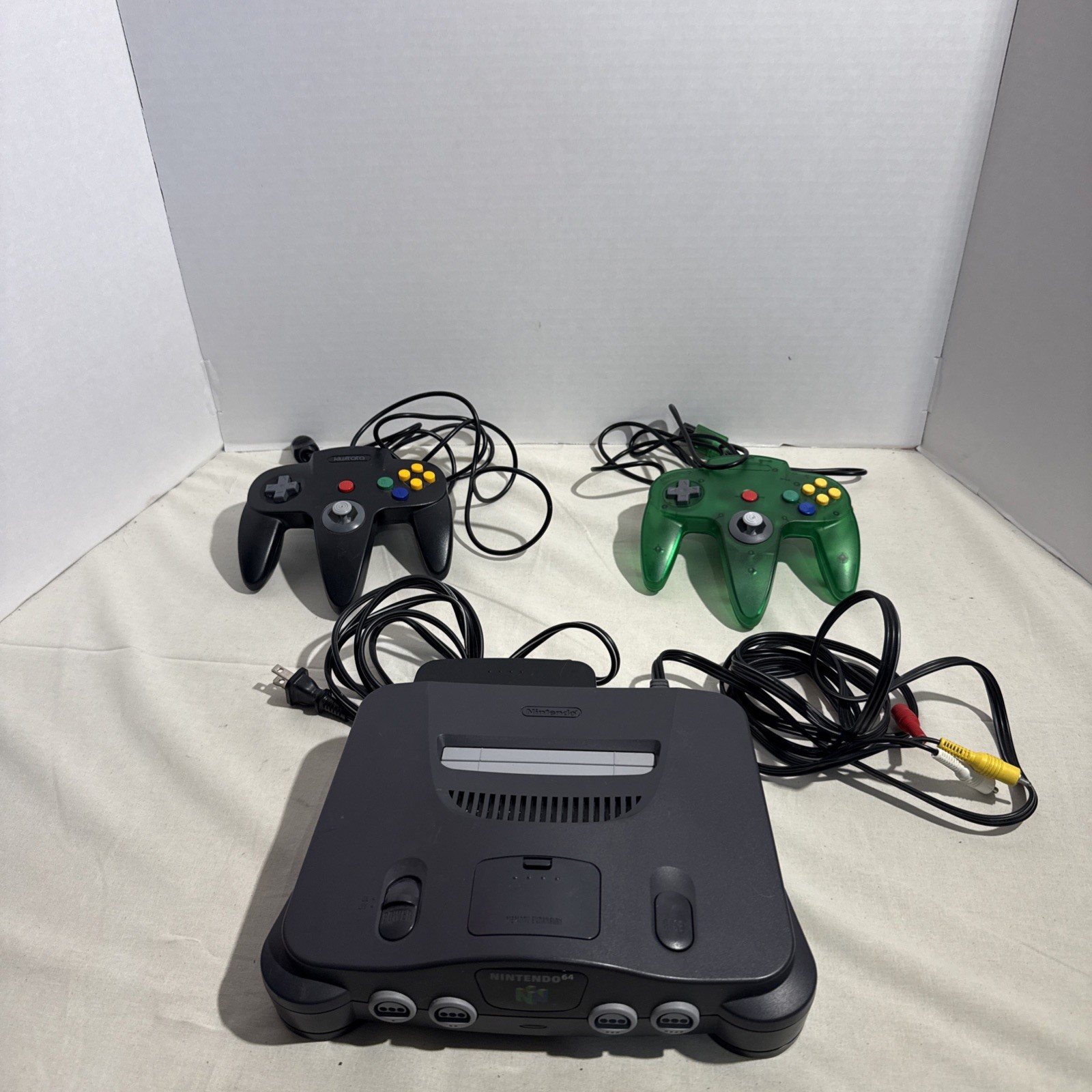 Nintendo 64 N64 Gray Console w jumper Pak NUS-001 NUS-007 NTSC-J