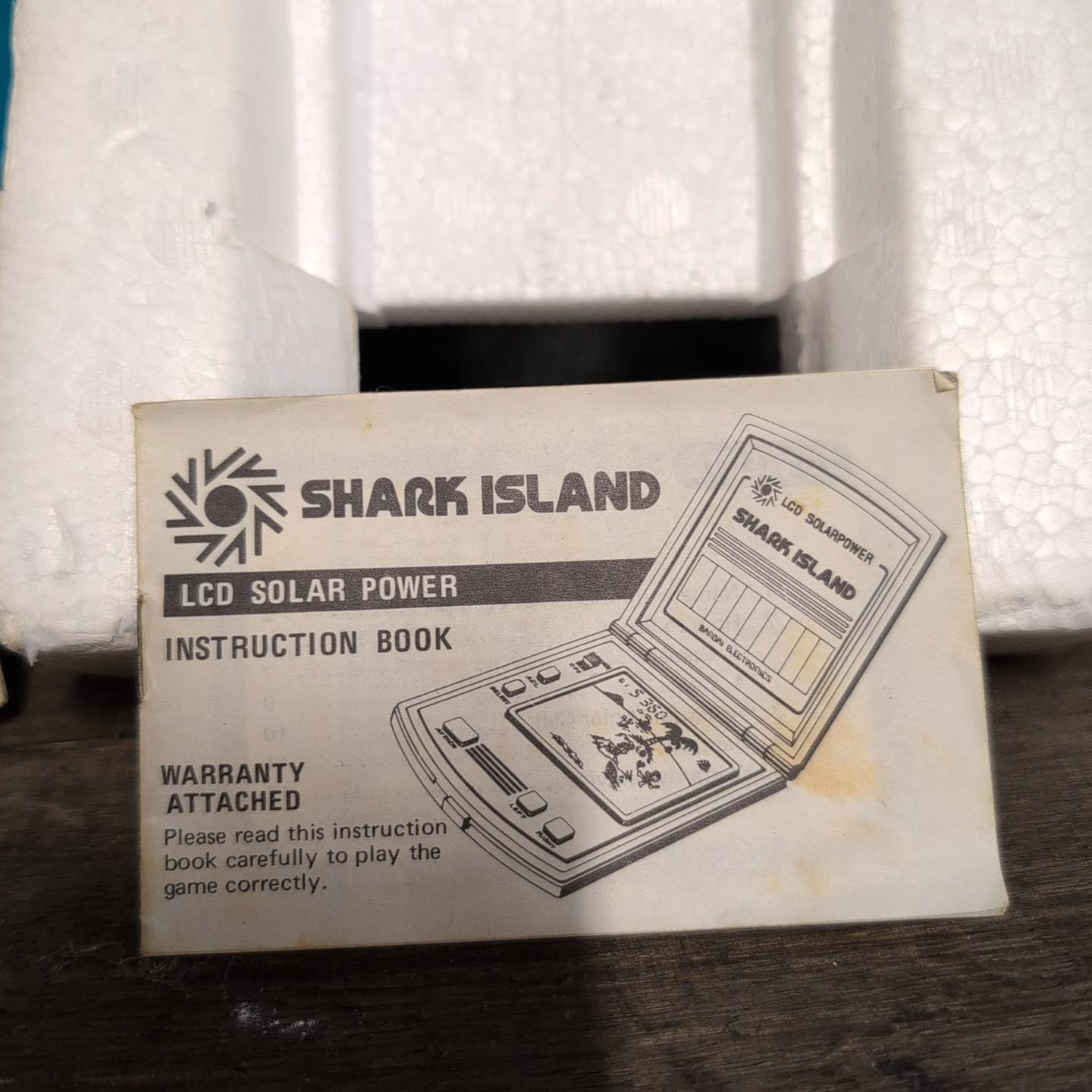 Solar Powered Shark Island Game Bandai Electronics VINTAGE 80s Handheld In Box