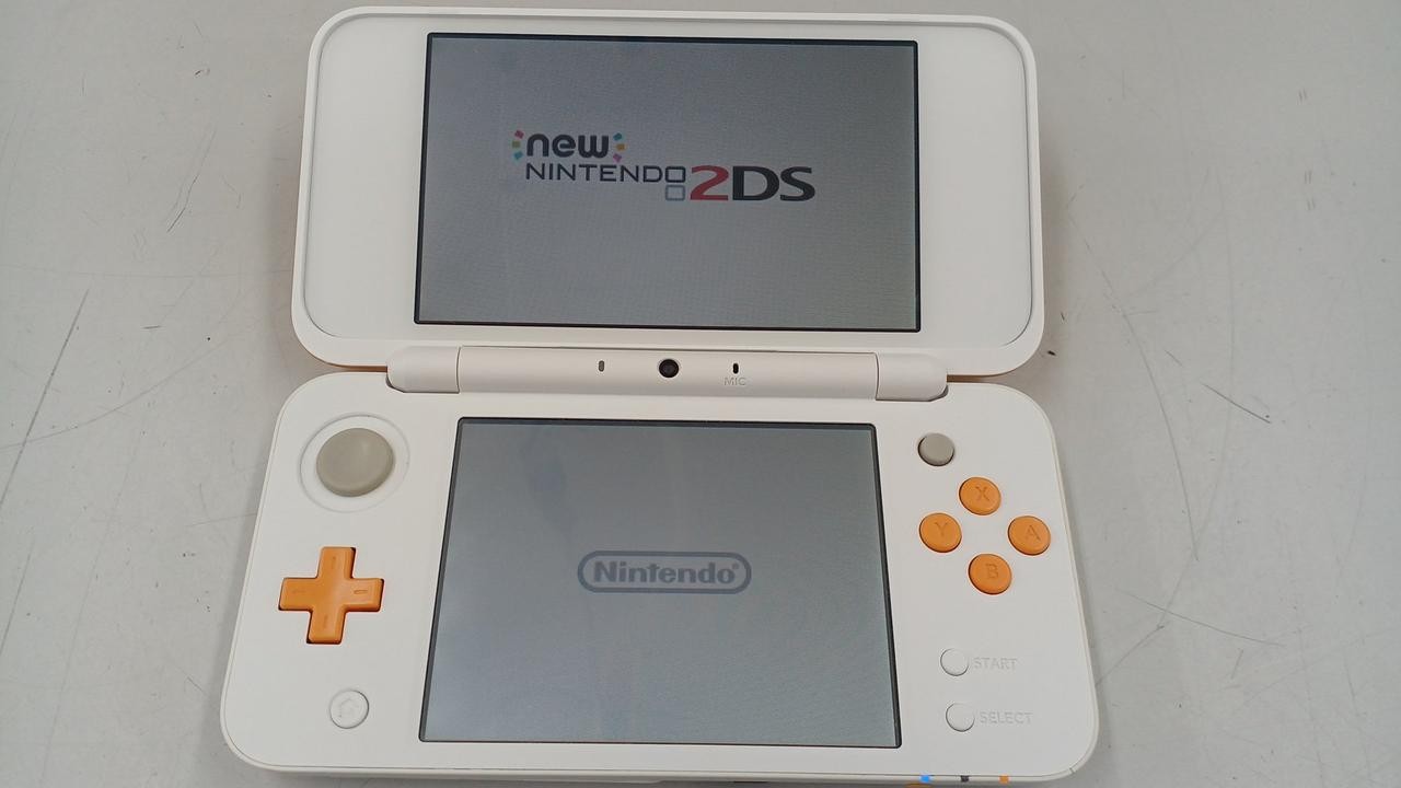 Nintendo 2DS JAN-001 Handheld Console JAPAN