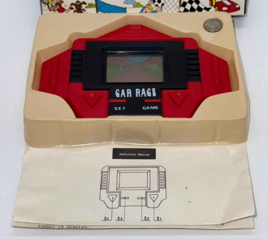 CAR RACE – LCD Game & Watch Portable Console – 1990’s – DEADSTOCK – BOXED