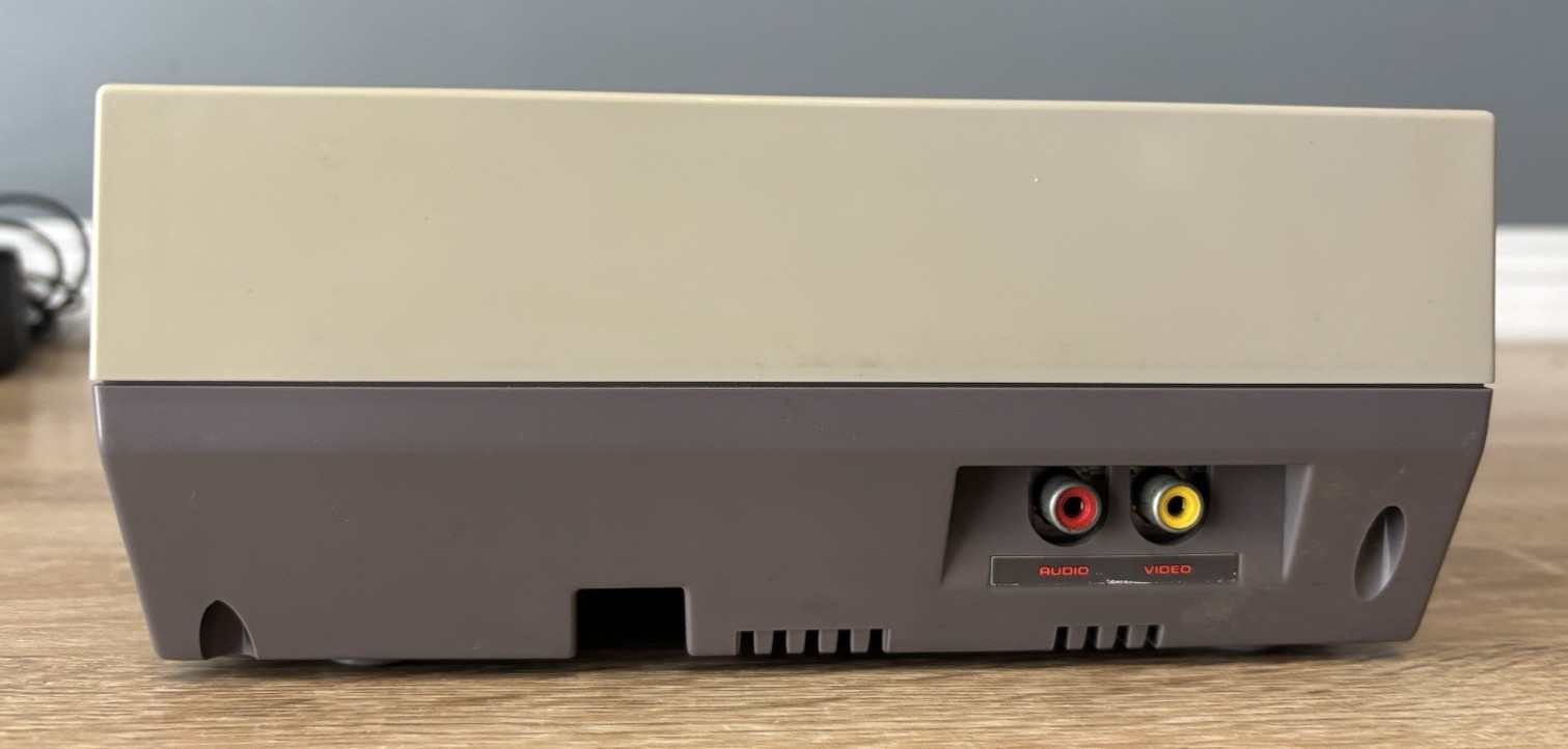 Nintendo Entertainment System NES Console Gaming System NES-001 Cleaned Working