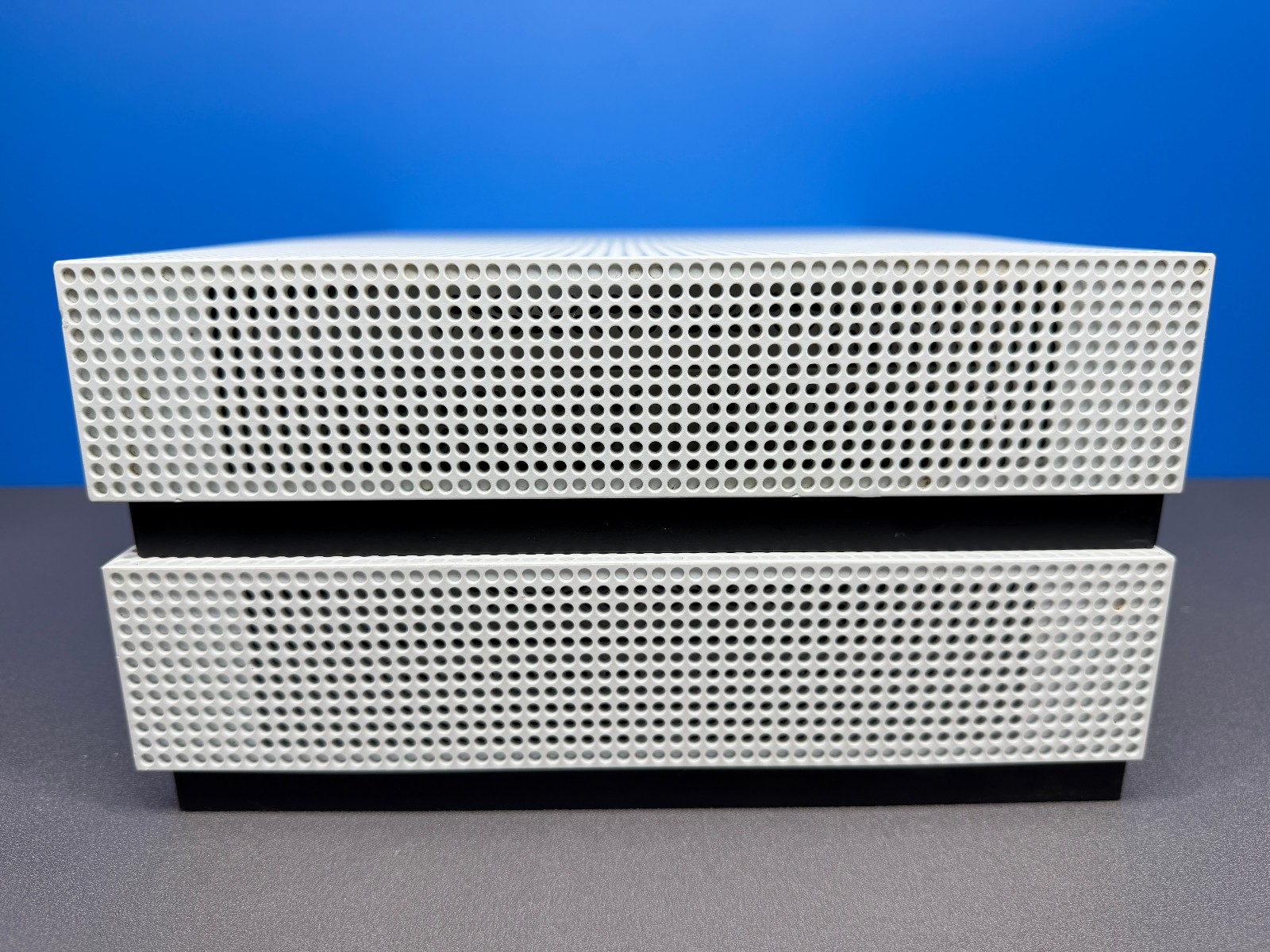 XBOX ONE S MODEL 1681 LOT OF 2 SYSTEMS CONSOLES BROKEN DEFECTIVE PARTS REPAIR