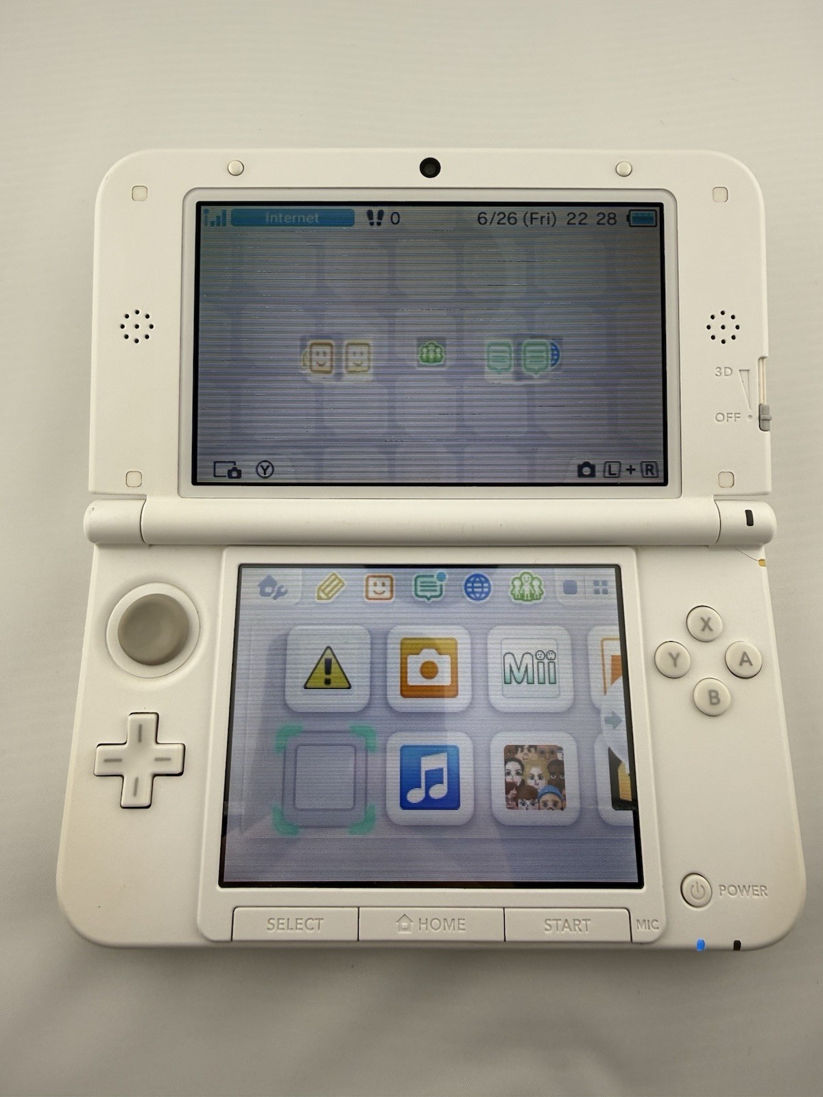 Nintendo 3DS XL LL Pearl White Excellent Condition Region Free