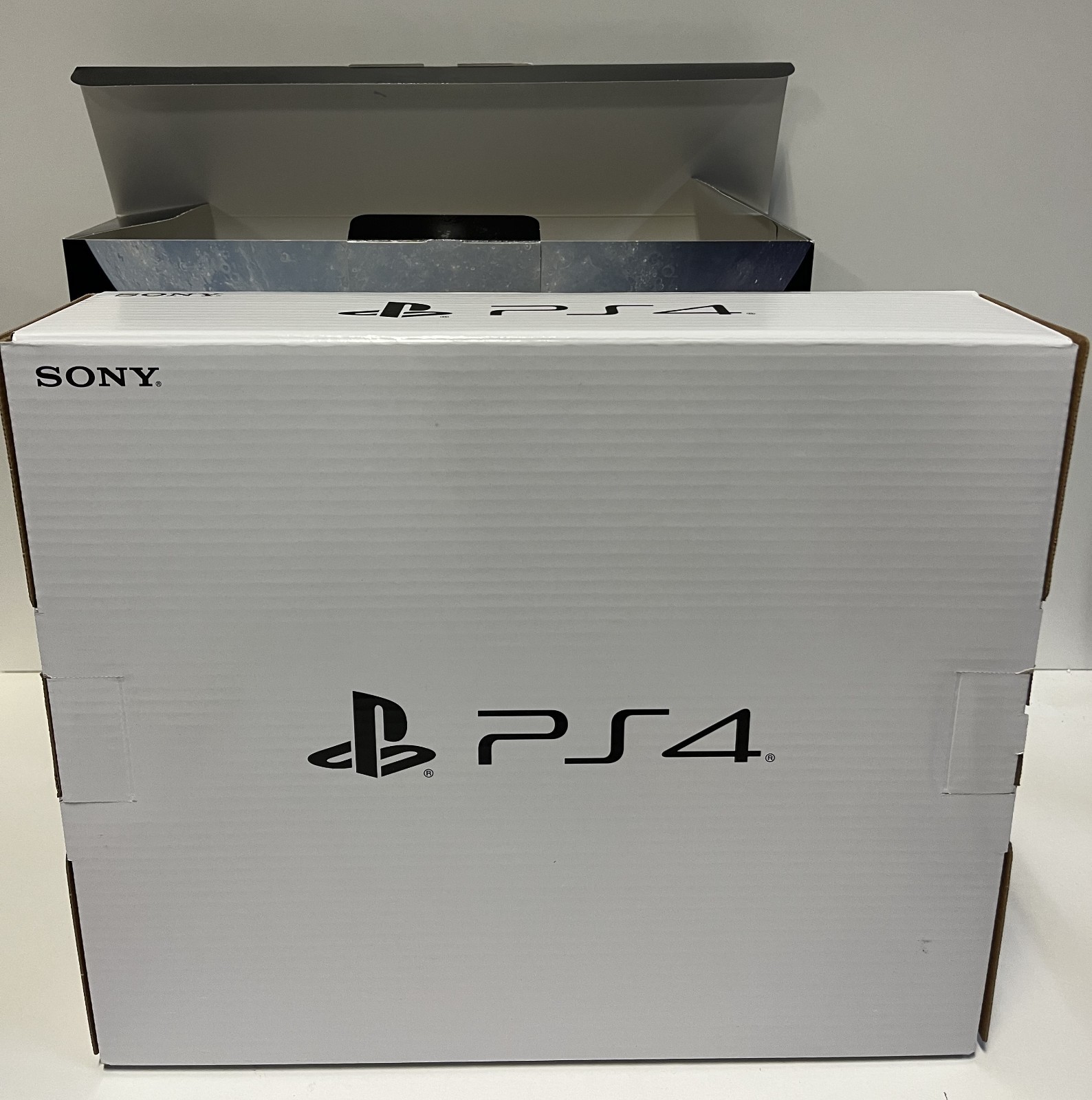 PLAYSTATION 4 FINAL FANTASY XV LUNA EDITION 1TB JAP 2016 CONSOLE NEW NOT SEALED