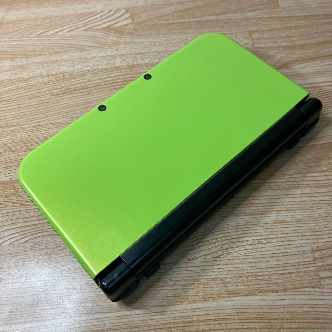 Nintendo New 3DS LL XL Lime Green Black Console Japanese Version Region Locked J